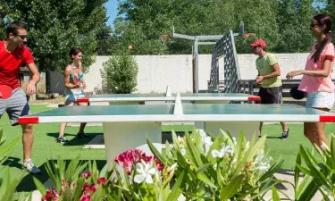 Ping-pong au camping Les Sables du Midi